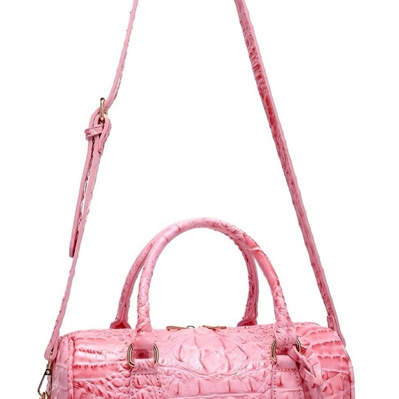 Elegant Pink Crocodile-Embossed Crossbody Bag - Picture 2 of 5